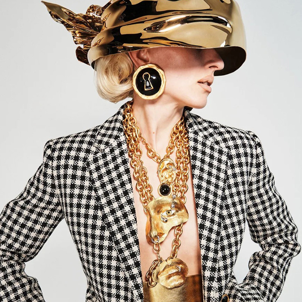 Vintage Collectible Accessories - مبالغ فيها الأسود بالمينا سبيكة أقراط