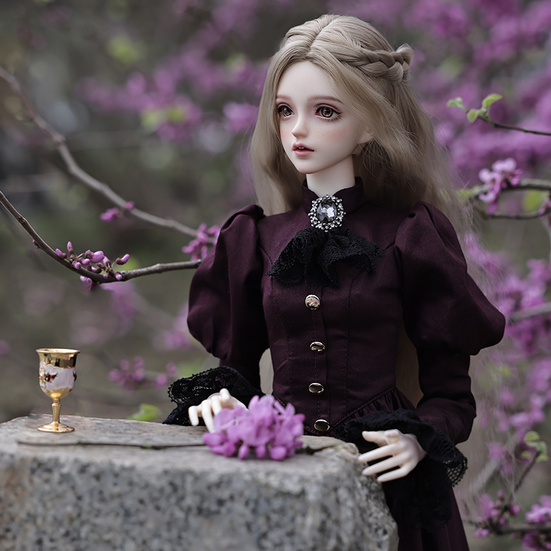 دمية إلينا BJD 1/3 جميلة أنيقة - مراجعة Vintage Collectible Toys وسعره